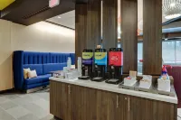 Tru by Hilton Raleigh Garner - breakfast