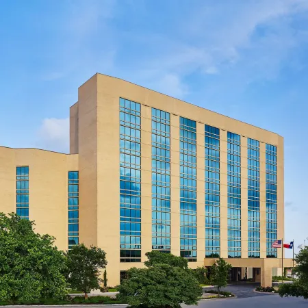 DoubleTree by Hilton San Antonio Airport