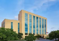 DoubleTree by Hilton San Antonio Airport - Airport Shuttle