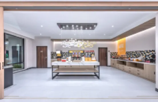 Hampton Inn & Suites by Hilton Irving Hwy 183