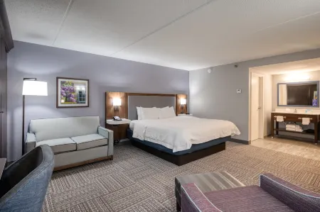 Hampton Inn Janesville Отели в г. Эджертон
