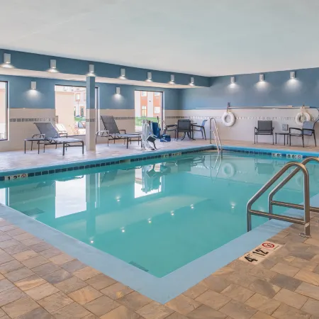Holiday Inn Express & Suites BISMARCK by IHG
