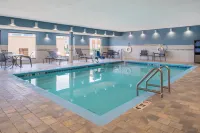 Holiday Inn Express & Suites Bismarck 버레이 카운티 호텔