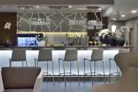 AC飯店馬賽普拉多韋洛德羅姆 - 酒吧