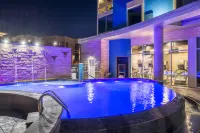 Hotel Indigo FRISCO by IHG - Rooftop Pools