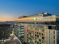 Holiday Inn Express SEOUL HONGDAE by IHG Hoteles cerca de Lujos Noraebang