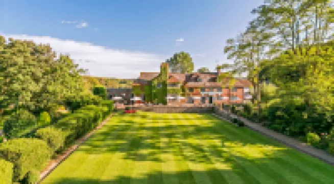 阿爾弗里斯頓經典英國酒店 酒店