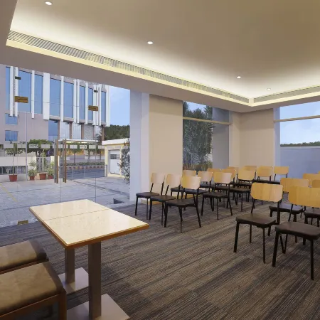Holiday Inn Express Nashik Indira Nagar