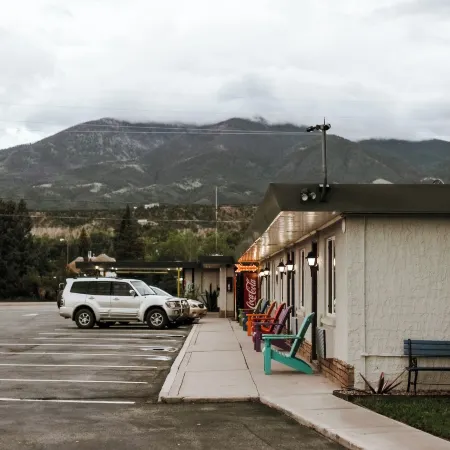 American Classic Inn