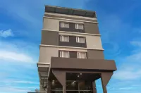 Hotel Meritel Grande, Vijay Nagar, Indore 住宿飯店