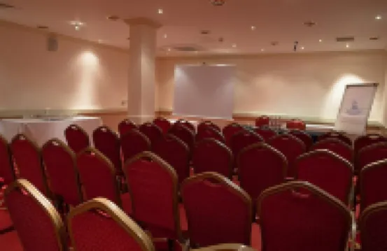 Adelphi Hotel