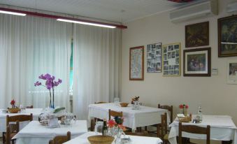 Albergo Villa Canapini - Hizvo