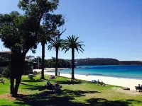 Chic 1-Bed Apartment by Balmoral Beach
