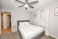 Valley Ridge Retreat For 8 Hotels in Harrison