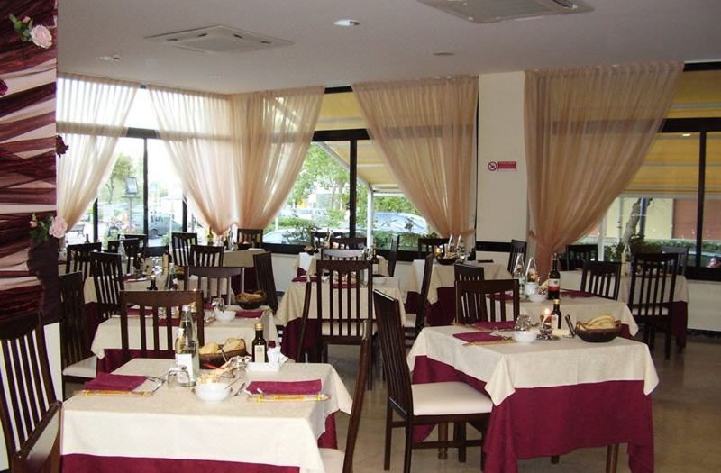 Hotel Crosal photo 3