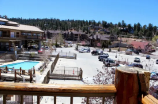 Holiday Inn Resort THE LODGE AT BIG BEAR LAKE by IHG Hotels in Big Bear Lake