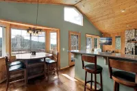 Moonridge Treehouse #2570