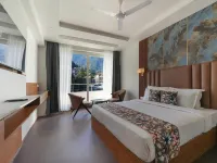 Hotel Skyline Manali Walking to Mall Road Centrally Heated Hotel a Manali