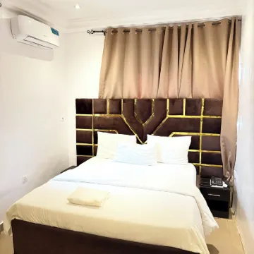 Msquare Comfort Hotels near Celestial Church of Christ, Ibara Cathedral