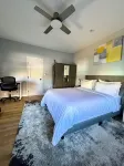 Charming suite with patio, heating, WiFi, free parking in welcoming New Rochelle