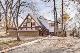 5 Mi to Old Odessa: Cabin w/ Deck & Rural Views