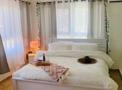 Tropical Studio Boutique - Cerca de Gozalandia