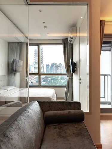 รูปภาพของFree Airport Pick Up Rooftop Pool Gym near BTS Emquartier Shopping city center