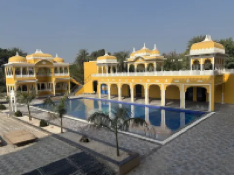 RAJMAHAL HOTEL & RESORT
