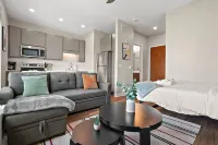CozySuites Marquee - Apartment