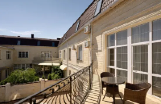Hotel Zhuravli