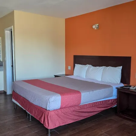 Motel 6 Blythe, CA - South