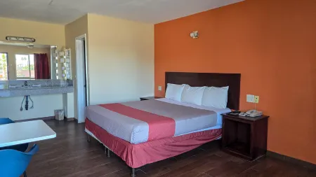Motel 6 Blythe, CA - South