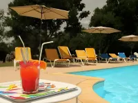 Logis Hôtels - le Bellaroc - Hôtel 2 étoiles et Restaurant - Pools