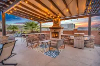 Zion Reunion Poolhouse Home