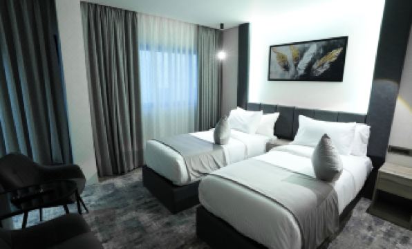Roya Downtown Boutique Hotel