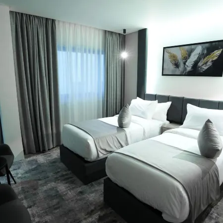 Roya Downtown Boutique Hotel
