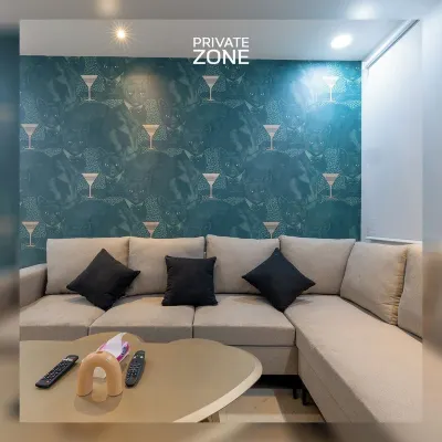 Private Zone Laban
