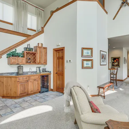 Expansive Edwards Condo on Main Street w/ Views! Отели в г. Эдвардс