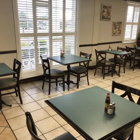 Days Inn by Wyndham Natchez