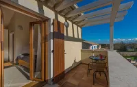 Kvarta in Barban With 3 Bedrooms and 3 Bathrooms - Pools