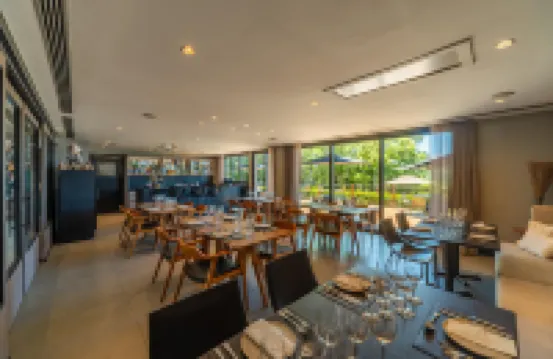 Chateau Laghetto Collection