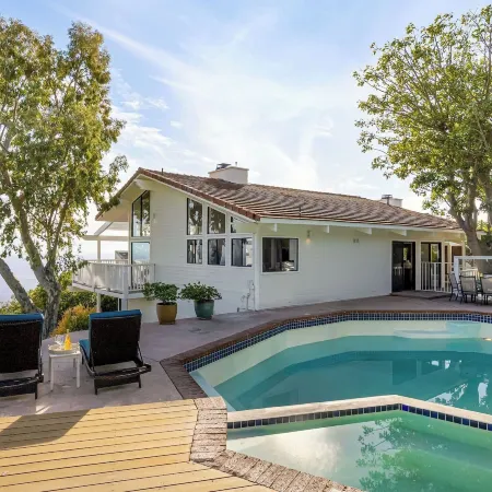 Pacific View Malibu by Avantstay Oceanfront Retreat + Ocean Views