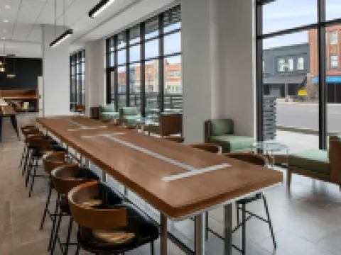 コートヤード バイ マリオット ランシング ダウンタウン ランシングのホテル