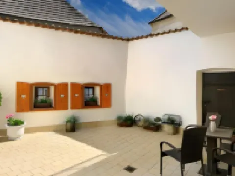 カステル ビュー アパートメンツ