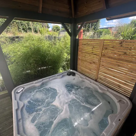 LoveRoom Avec Spa Privatif Plélo