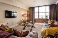 Serenity Inn the City
