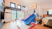 Taean Yoyo Kids Poolvilla