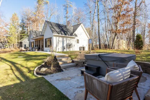 Cozy Cabin w Hot Tub, Fireplace, Near Nisswa and Crosslake