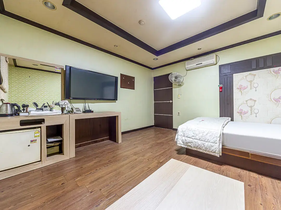 Gumi Wonpyeongdong Sydney - Jinju-si