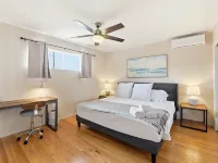 Dreamy Luxe Pool Retreat - 3BR in Urban Campbell Hotels in Campbell